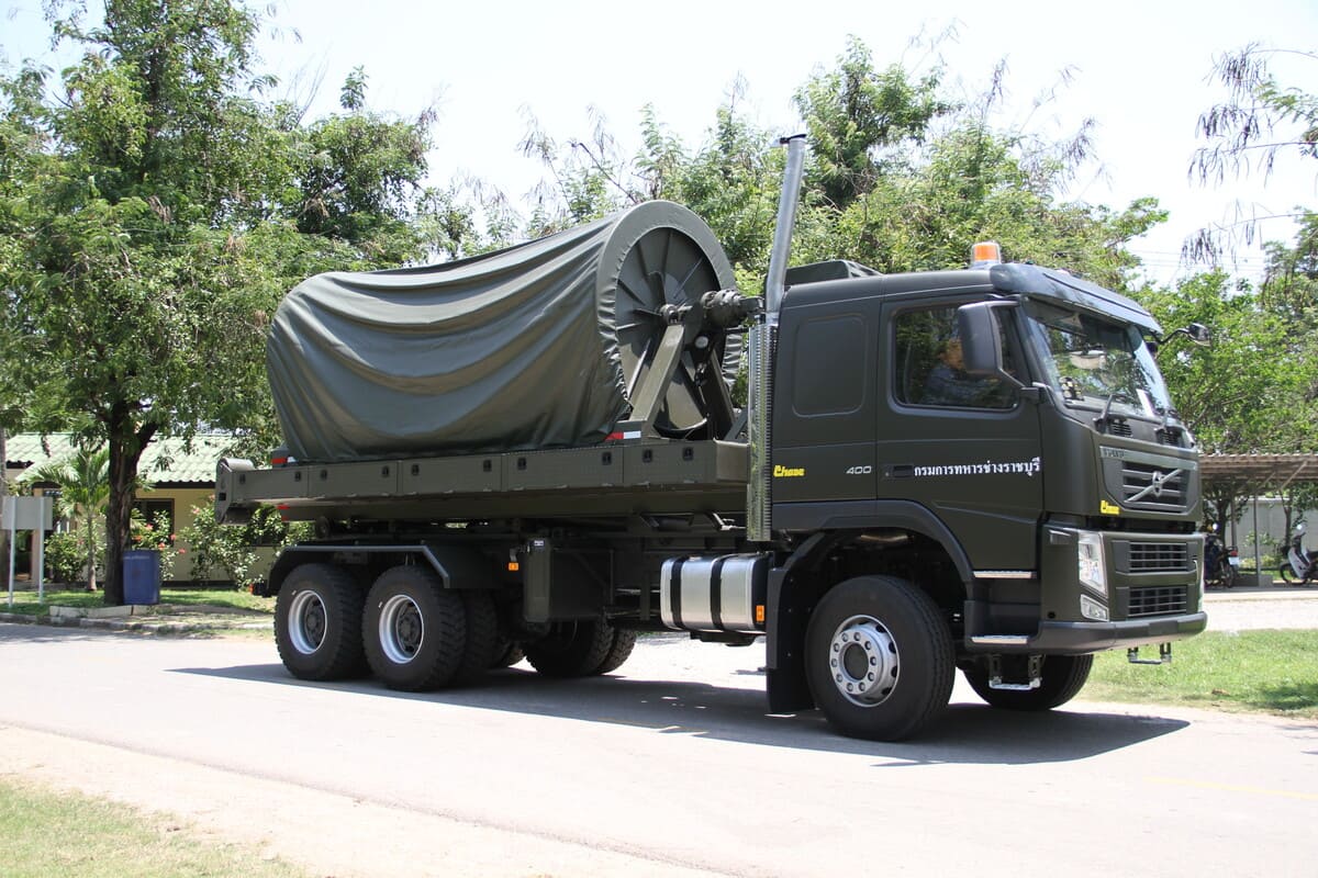 Trackway Mat Support Vehicle