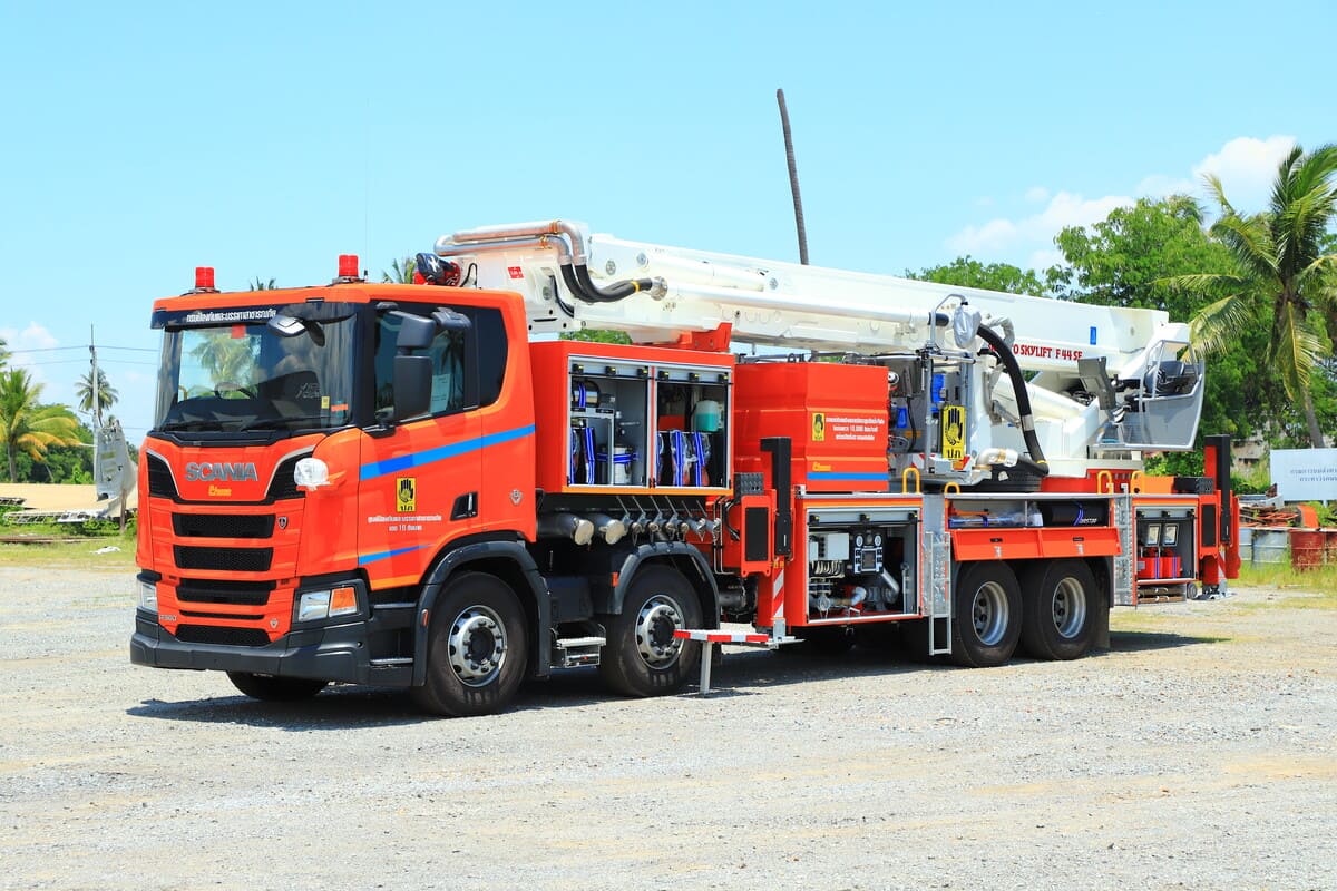 44M Aerial Platform