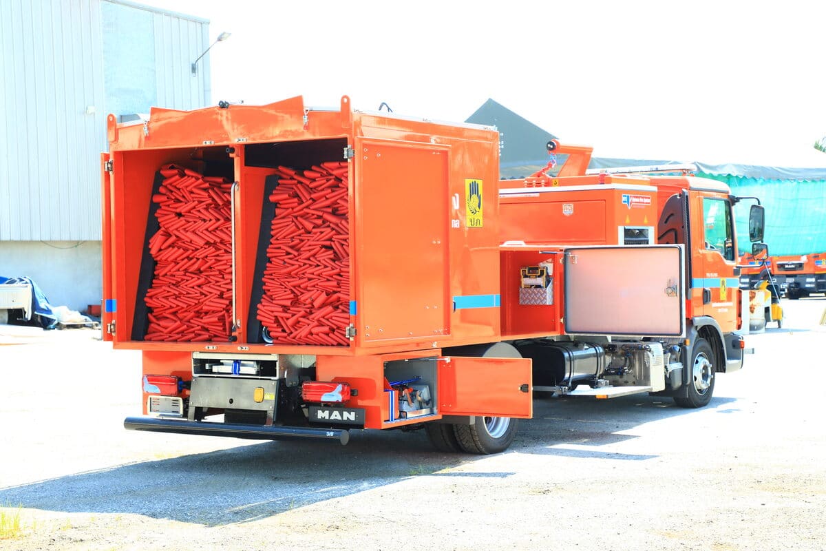 Fire Fighting Vehicle with Long Distance water Supply System