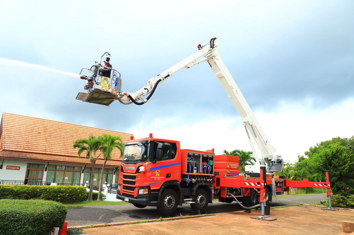 44M Aerial Platform