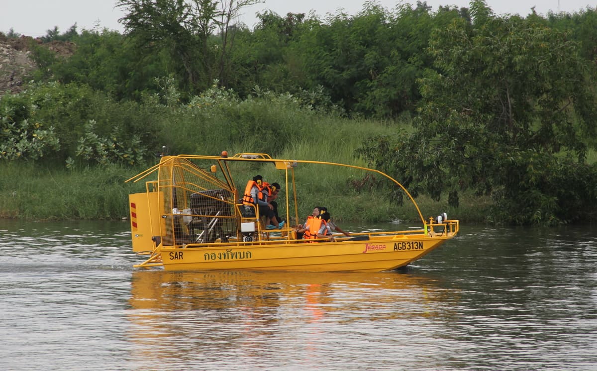 Airboat