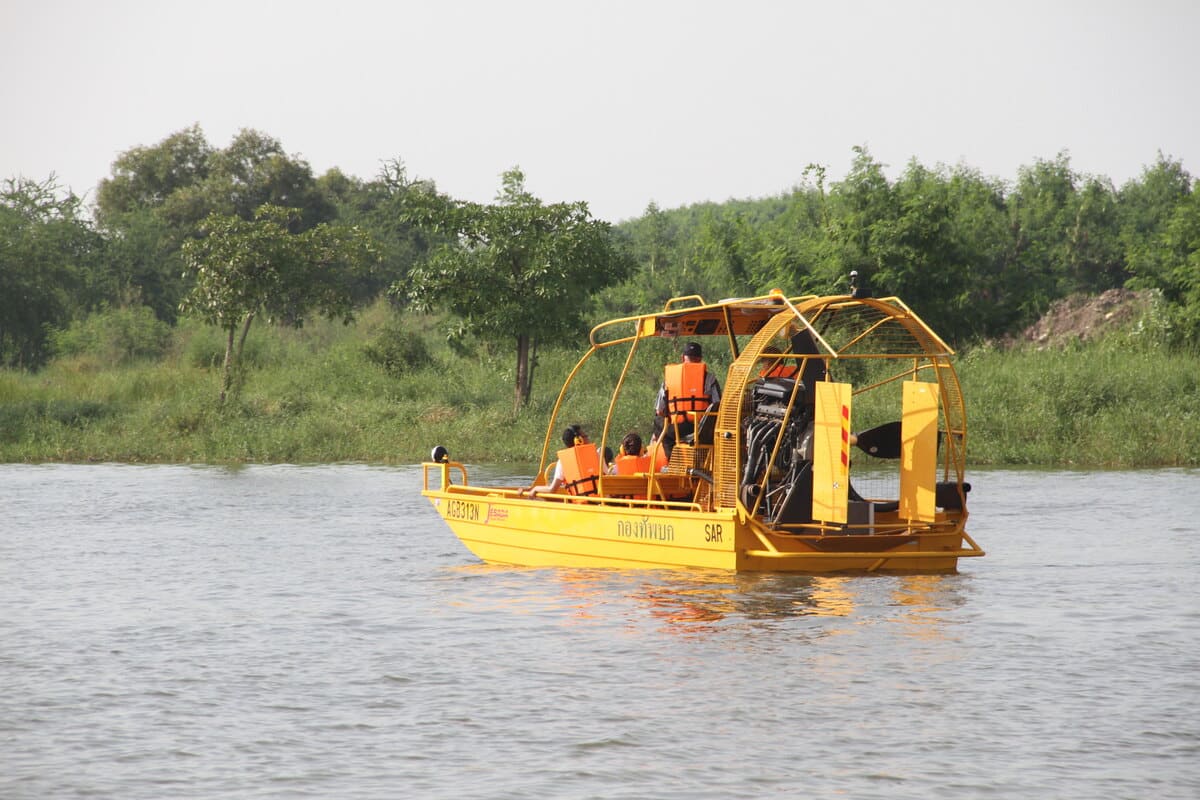 Airboat