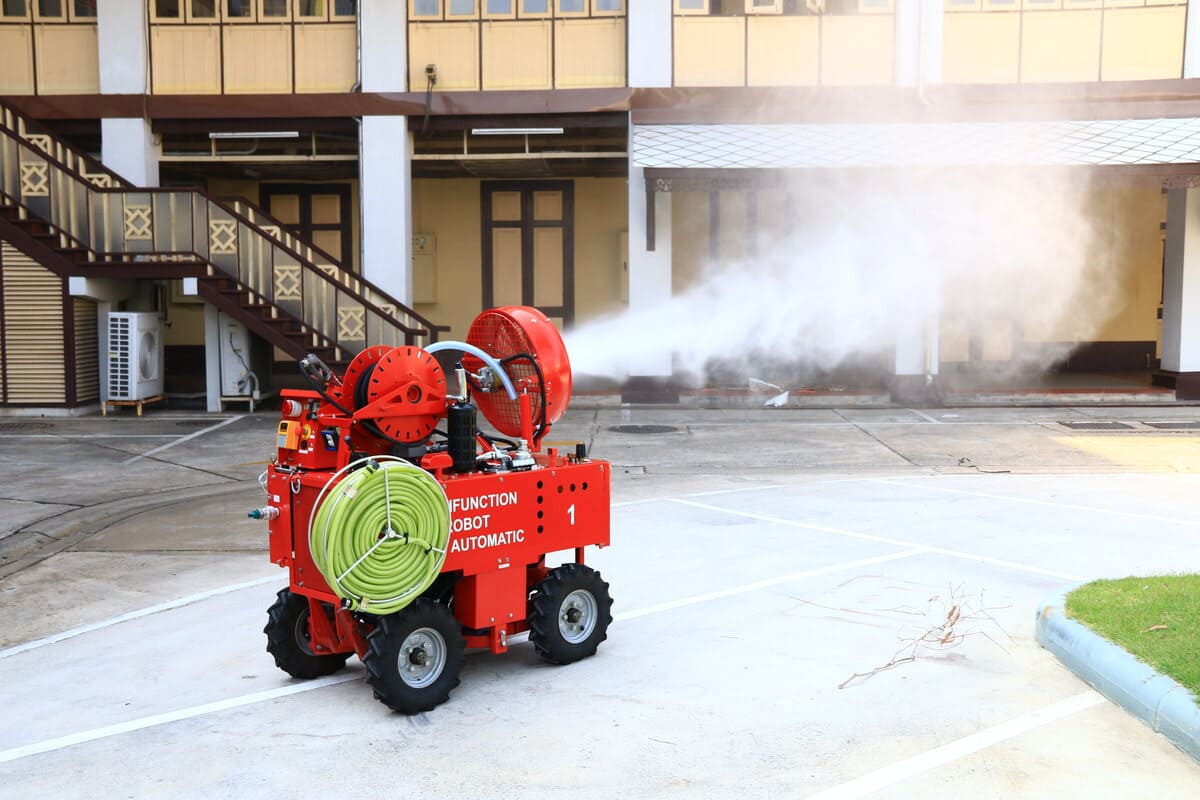 Compact Fire Fighting Robot